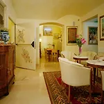 Hotel Boutique Dieci 4*