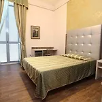 Hotel Piola