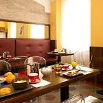 Panizza 3* Milan