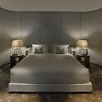Armani 5* Milan