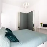 Apartamento Duomo-centrale - Moderna, M1 E M3 A 250m Milán