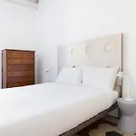 Vintage Hideaway Milan-historic Courtyard * 밀라노