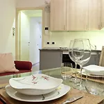 Italianway Easy - Fiori Chiari 20 Apartment Milan