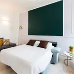 Vista Duomo Luxury Apartamento *