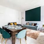 Vista Duomo Luxury Apartamento *