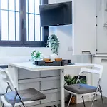 Close Station New Mini Loft Ac Wifi