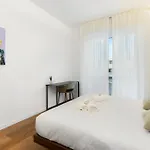 דירה Luxury New - Stazione Garibaldi A 5 Minuti מילאנו
