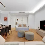 דירה Luxury New - Stazione Garibaldi A 5 Minuti *