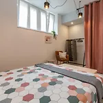 Battle Kitchen Loft Apartment *