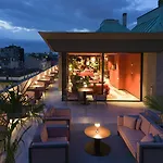 Radisson Collection Hotel, Santa Sofia Отель Милан