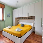 Savona District Terrace Flat *