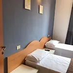 호텔 Alba