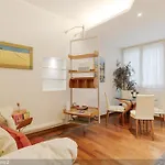 Apartment Brera In Duomo Milan