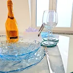 木屋 The Igloo -luxury Eclectic - Jacuzzi - Milanoflats