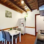 Aparthotel Trilocale Tamara Abbadesse M3-m5 Zara 3*