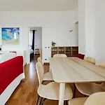 Center Rooftop With Terrace In Porta Romana Appartement *