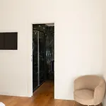 Lusso, Stile E Un Meraviglioso Terrazzo Nel Cuore Di Appartement Milan
