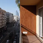 Lusso, Stile E Un Meraviglioso Terrazzo Nel Cuore Di Appartement Milan