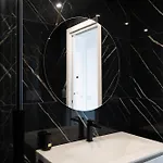 Lusso, Stile E Un Meraviglioso Terrazzo Nel Cuore Di Appartement Milan