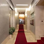 Lusso, Stile E Un Meraviglioso Terrazzo Nel Cuore Di *