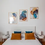 Con Terrazzo Sui Tetti Milanesi 아파트 밀라노
