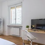 Sambuco1 - Quiet With 2 Double Bedrooms - B Apartment *