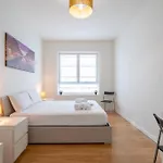 Elegant And Modern In 아파트 밀라노