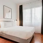 Relstay - Montenapoleone Apartman