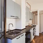 Luminoso Trilocale Vicino Stazione E M3 Rogoredo Santa Giulia Ideale Per Lavoro Apartmán