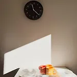 Luminoso Trilocale Vicino Stazione E M3 Rogoredo Santa Giulia Ideale Per Lavoro Apartmán *