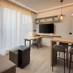 By Marriott Linate ホテル