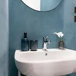 ゲストハウス Easylife - In Via Della Spiga 4*