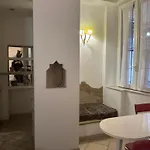 Lovelyloft, Corso San Gottardo Lägenhet