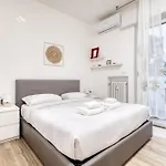 Just Urban - Stylish 25 Min From Duomo *