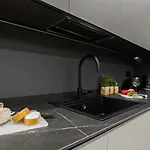 Italianway Comfort - Monte Nevoso 8 *