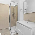 - Parking And Free Wifi Apartamento