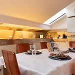Appartement Guesthost - 500sqm Luxury With Spa, Gym, Terrace, Game & Garage *