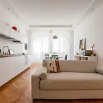 Sant'agostino Design - Metro M2 - Cattolica Milano