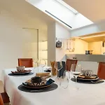 Guesthost - 500sqm Luxury With Spa, Gym, Terrace, Game & Garage * Milan
