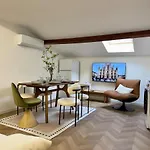 Daire Designer Loft In Milan, Istria Subway Exit, Convenient Transportation