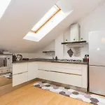 Romantic Navigli Attic Free Garage 255 X 520 Cm Appartement *