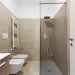 شقة Modern 10 Min To Duomo, M3 Rogoredo ميلان