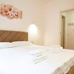 Brera-moscova • Stile E Comfort In Centro Apartment