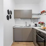 Apartment 2 Apt, M3 Affori 15 Min To Duomo E Wifi *