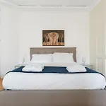 Guesthost - 500sqm Luxury With Spa, Gym, Terrace, Game & Garage Appartement Milan