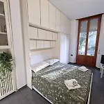 Navigli Elegant With Park View شقة