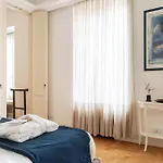 Guesthost - 500sqm Luxury With Spa, Gym, Terrace, Game & Garage Appartement Milan