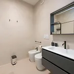 I-host - Modern 1br With Balcony Near Sempione