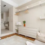 Guesthost - 500sqm Luxury With Spa, Gym, Terrace, Game & Garage Milan