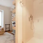 Appartement Guesthost - 500sqm Luxury With Spa, Gym, Terrace, Game & Garage *